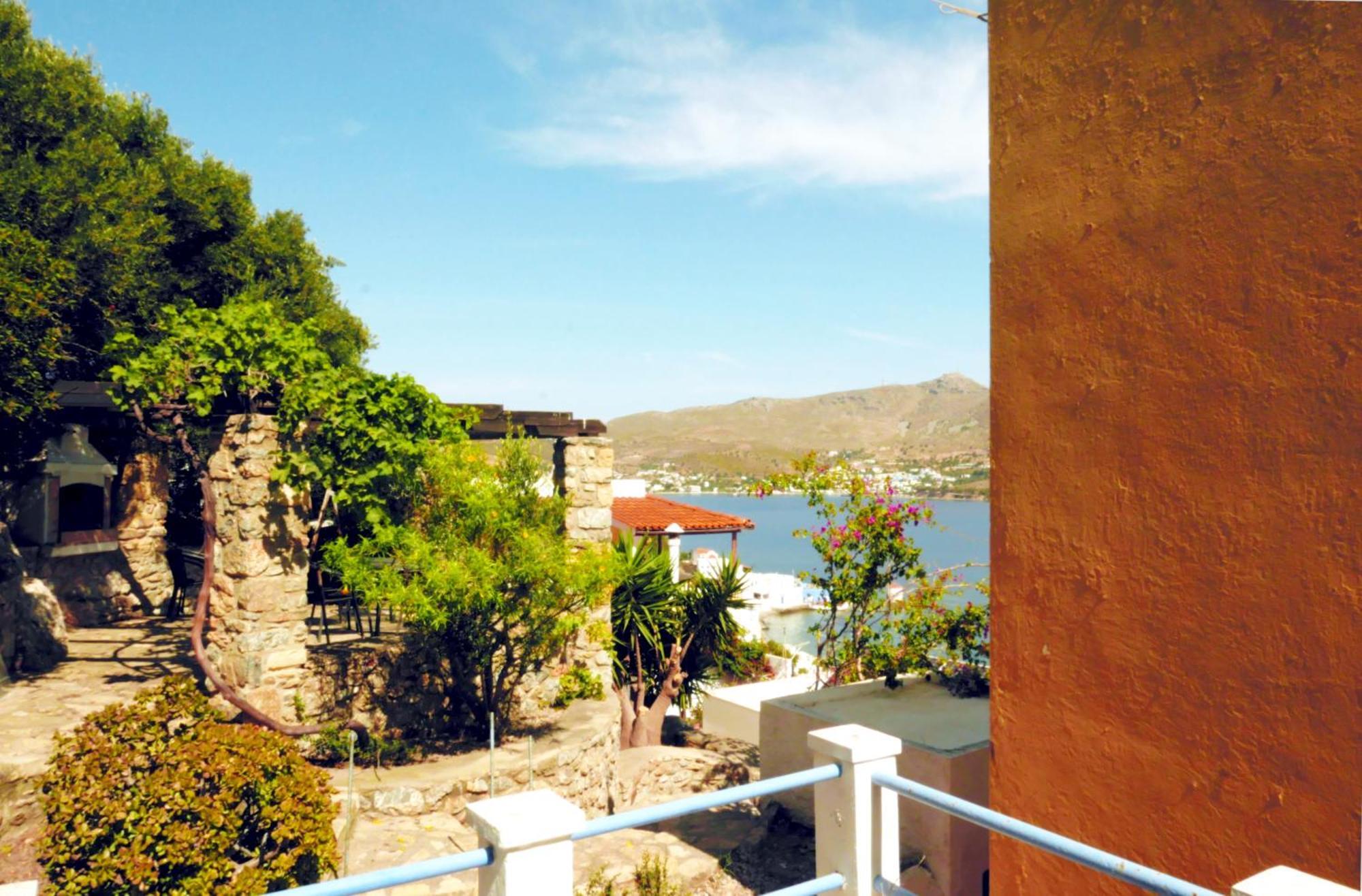 Elegeo Rockhouse Villa Agia Marina  Exterior foto